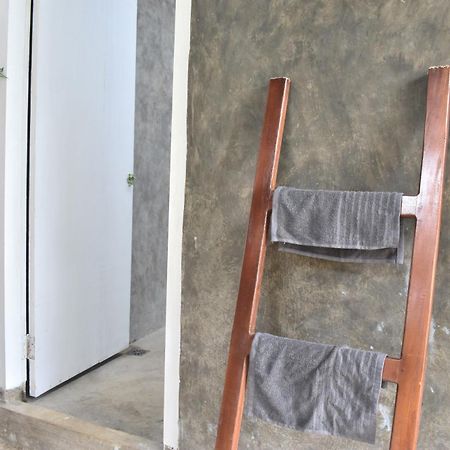 Mama'S Homestay Ruteng Exterior foto